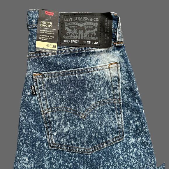 Levi's Super Baggy Jeans Drawstring Acid Wash Size 28x32 NWT Irregular - Picture 3 of 9